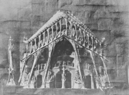 Còpia del dibuix de la façana de la Passió de la Sagrada Família.