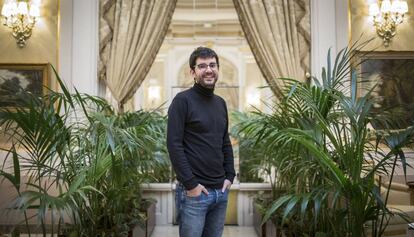 marc Artigau, ganador del 51º premio Josep Pla con 'La vigilia', ayer en Barcelona.