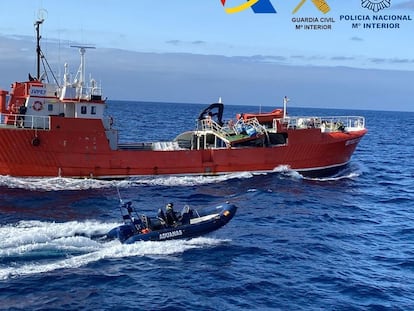 El pesquero 'Odyssey' interceptado en la ruta de Senegal a Canarias con un cargamento récord de 22,1 toneladas de hachís.