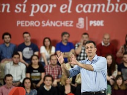 El candidato socialista atribuye la tendencia en las encuestas, que  no tienen que ser una profecía , a que su partido  es el que más ha trabajado para lograr un cambio 