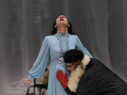 Una escena de 'Padre' en el Teatro de la Colline, en París. 