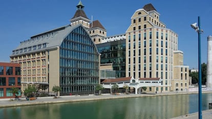 Grand Moulins de Pantin (París).