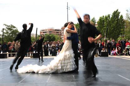 Ensayo dell Ballet Nacional de España en la calle para celebrar el Día Internacional de la Danza.