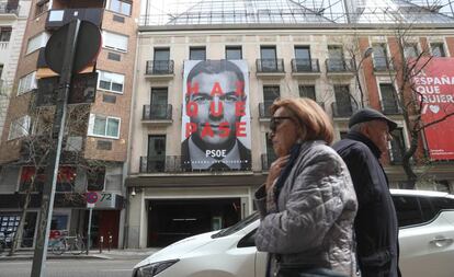 Cartel electoral del PSOE con el lema 