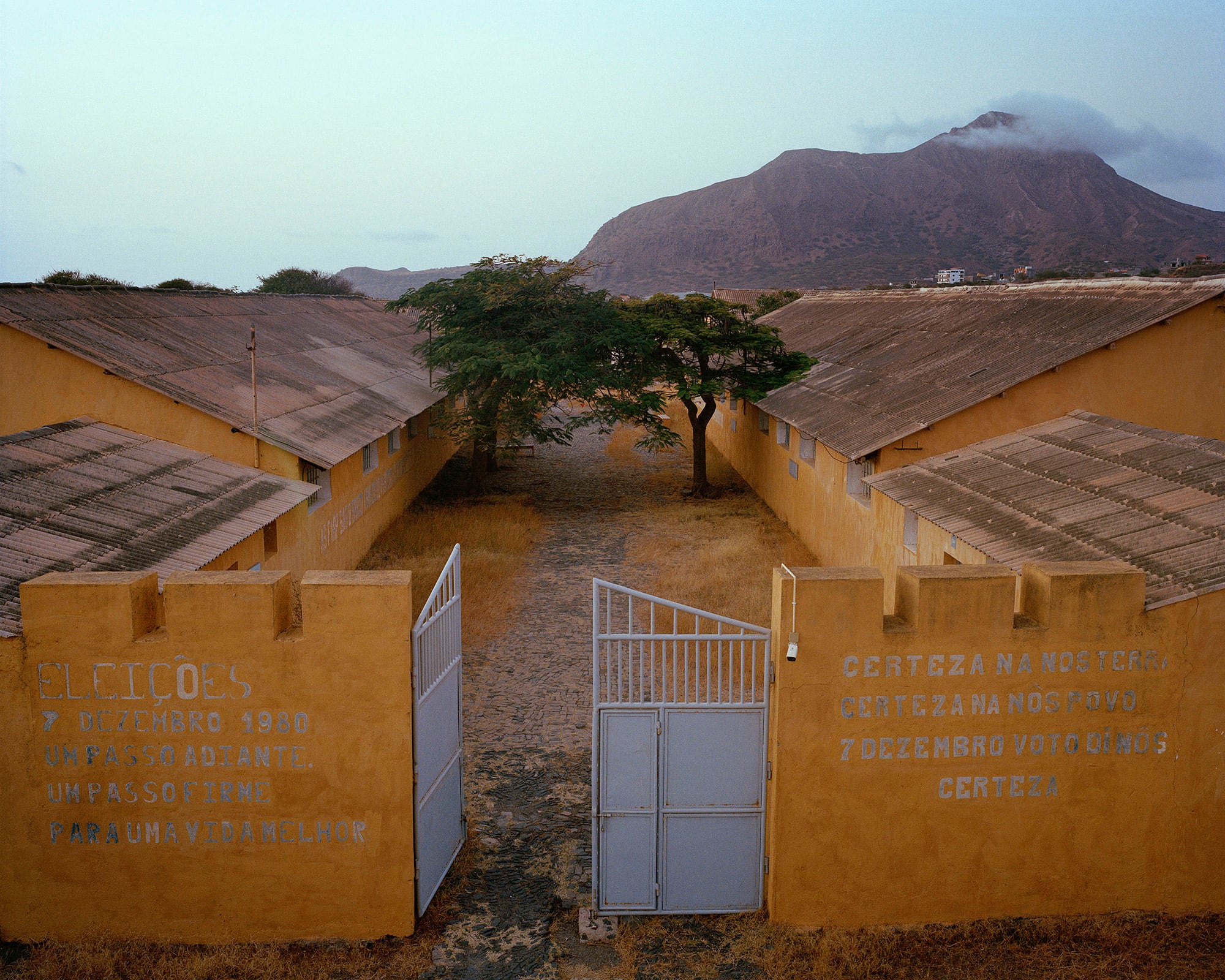 Los rostros de Tarrafal: memorias del ‘Campo de la Muerte Lenta’ de Cabo Verde