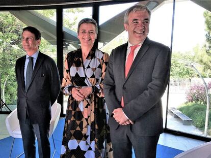 Manuel Valls, Margrethe Vestager i Luis Garicano.