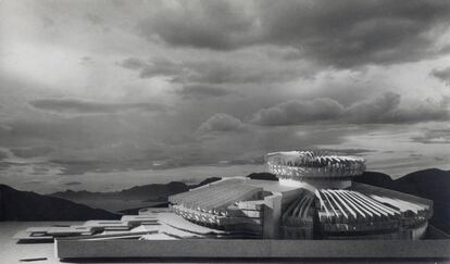 Teatro de la Ópera de Madrid, proyecto de Higueras, Miró, Mendizábal y García Fernández y Fernández Ordóñez, incluido en la exposición Cámara y Modelo, de Fundación ICO.