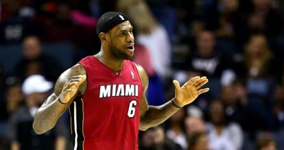 LeBron James, durante el partido.