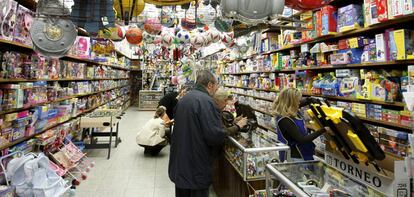 Imagen de un comercio de juguetería.