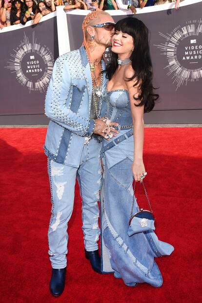 Katy Perry y Riff Raff les rindieron homenaje en los MTV Video Music Awards de 2014.