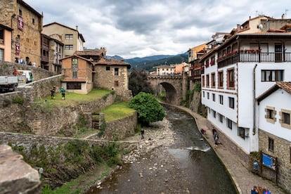 Potes, la capital y núcleo principal de la comarca de Liébana.