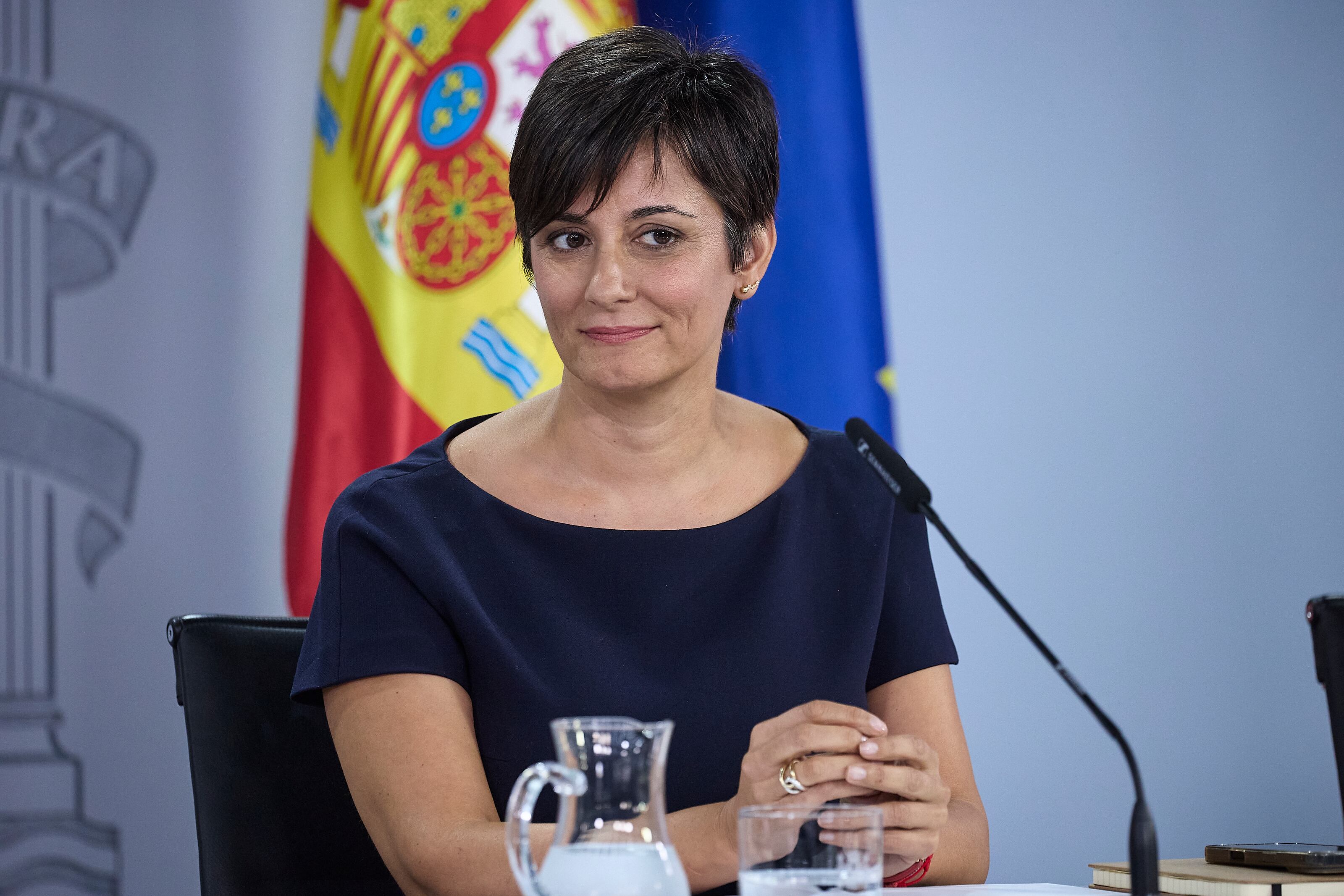 La ministra de Vivienda, Isabel Rodríguez, durante la rueda de prensa posterior a la reunión del Consejo de Ministros, en el Palacio de la Moncloa, a 16 de septiembre, en Madrid (España).