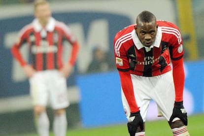 Balotelli, durante el partido ante el Inter.