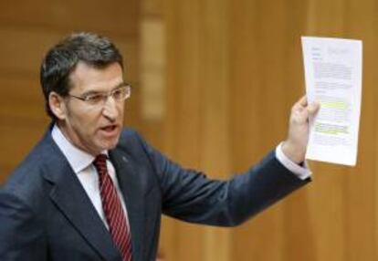 El presidente de la Xunta, Alberto Núñez Feijóo, durante un pleno del Parlamento de Galicia. EFE/Archivo