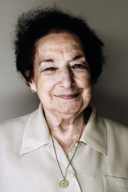 Pilarín Romero de Tejada. 89 años. Viuda. Jubilada. Gracias a su marido, con quien estuvo casada 60 años, aprendió a "amar incondicionalmente".