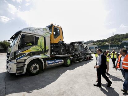 Este cami&oacute;n propulsado a gas cruza Europa en el mismo tiempo que uno de gasolina