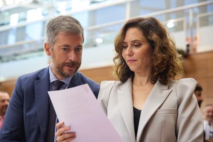 El consejero de Presidencia, Justicia y Administracin Local, Miguel ?ngel Garca, y la presidenta de la Comunidad de Madrid y del PP de Madrid, Isabel Daz Ayuso.