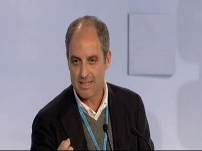 Camps afirma que el Gobierno de Zapatero se lo ha quitado todo menos "la dignidad y las ganas de trabajar"