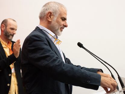 El candidato de Ciudadanos, Carlos Carrizosa, este domingo en Barcelona.