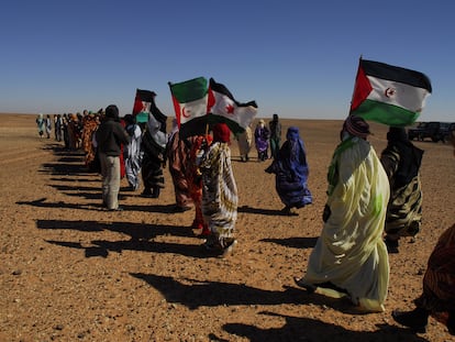 Protesta de mujeres refugiadas saharuis en los campamentos de Tinduf (Argelia), en una imagen de archivo.