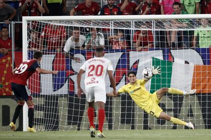 Liga Santander: Amir Oroz bate a Bono en el penalti que valió el triunfo de Osasuna ante el Sevilla