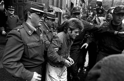 Miguel Ricart, único condenado por el crimen, cuando acudió a declarar ante el juez en febrero de 1995.