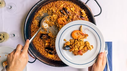 Diseñadas con capas antiadherentes que evitan que el arroz se quede pegado.GETTY IMAGES.