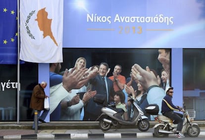 Cartel publicitario del candidato presidencial Nicos Anastasiades en Nicosia