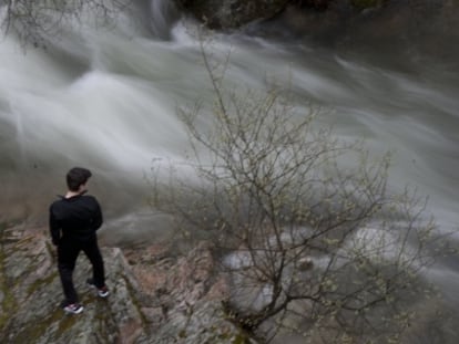 El r&iacute;o Manzanares, a su paso por Manzanares el Real.