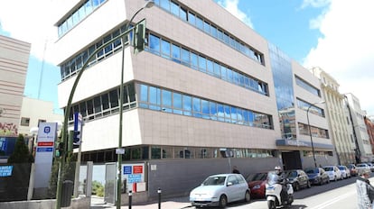 La fachada del Hospital Quirón.