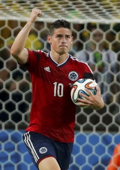 James Rodríguez celebra su gol de penalti a Brasil