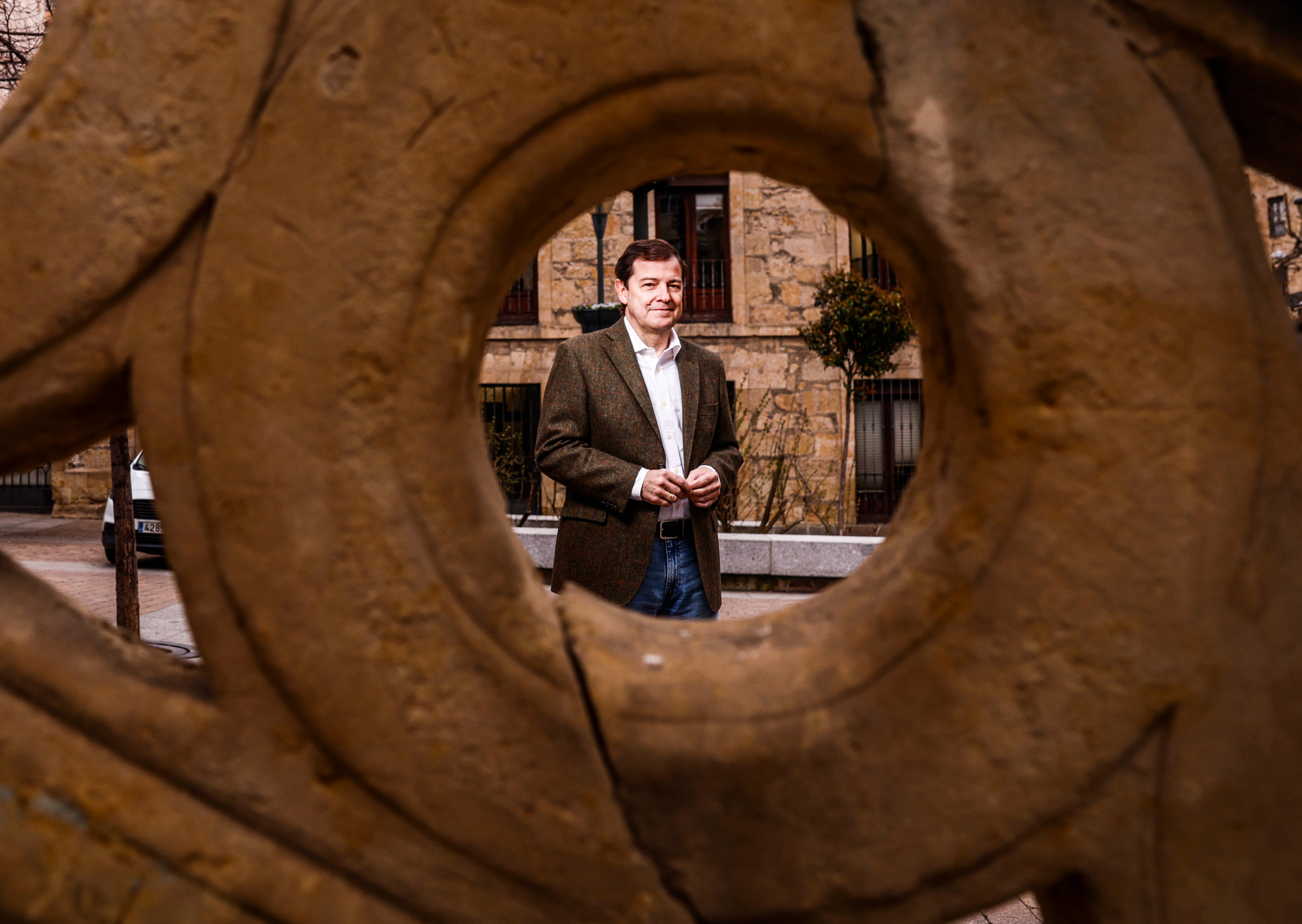 Alfonso Fernández Mañueco fotografiado en Salamanca, el 6 de marzo.