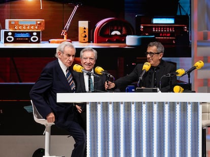 DVD1200 14/02/2024 - Barcelona - Gala de aniversario de los 100 años de Cadena Ser Radio Barcelona. en el MNAC . Andrea Buenafuente, Iñaki Gabilondo y Luis del Olmo. Foto: MAssimiliano Minocri