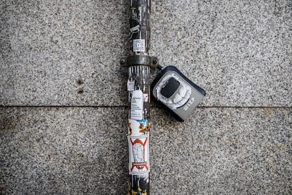 Un cajetn para dejar las llaves de piso turstico en la calle de Toledo, en Madrid.