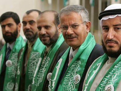 Candidatos del grupo integrista Hamás para las elecciones legislativas palestinas.