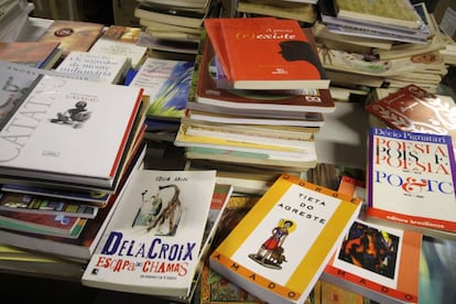 Volumes da Campanha de Doa&ccedil;&otilde;es de Livros para Casas de Leitura e Tubotecas de Curitiba.