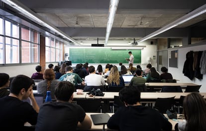 Profesores asociados en Cataluña