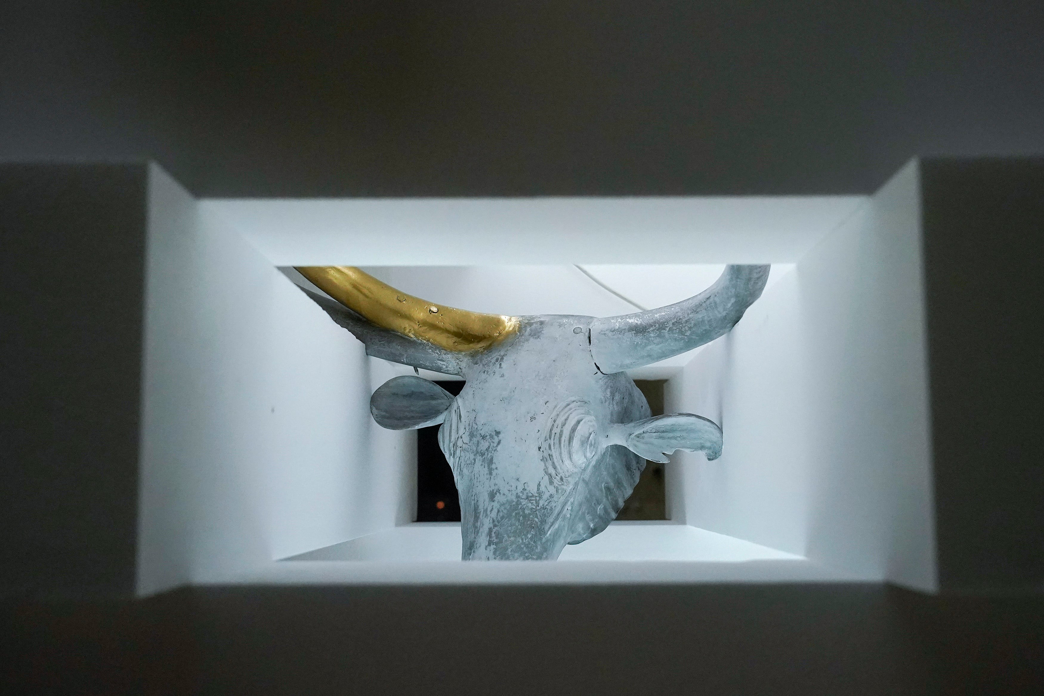 El arte contemporáneo se sumerge en la arqueología del toro