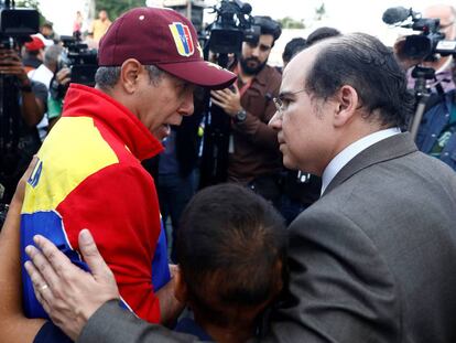 Francisco Rodriguez junto a Henri Falcón.