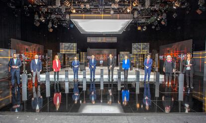 Los candidatos a las elecciones del 14-F, al inicio del debate de TV3.