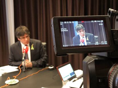 Carles Puigdemont durante una entrevista con RAC1 el pasado viernes  