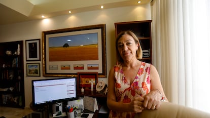 La alcaldesa de Jumilla en su despacho en el Ayuntamiento, este jueves.
