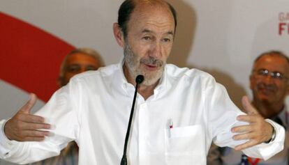 Rubalcaba, esta mañana durante su intervención en Las Palmas.
