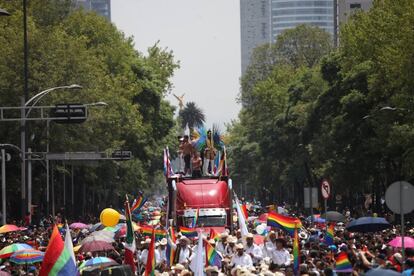 Carroza durante la marcha gay en Ciudad de México