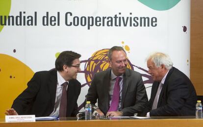 Alberto Fabra, este martes, durante el acto por el Día del Cooperativismo.