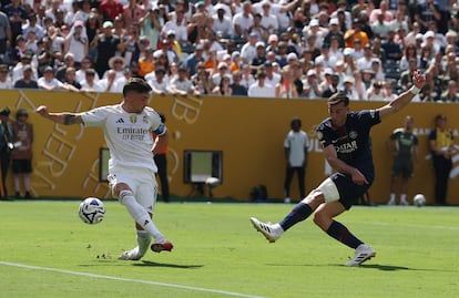 Fabián marca su segundo gol este miércoles ante el Real Madrid.