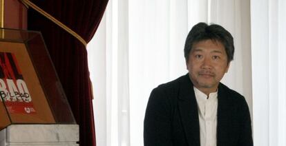 El realizador japonés Hirokazu Kore-Eda eset martes en Bilbao. 