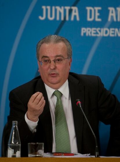 El ex consejero de Empleo, Antonio Fernández, durante una comparecencia en la sede de la Presidencia de la Junta de Andalucía.