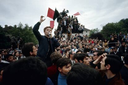 Manifestación de universitarios en mayo de 1968 en París.