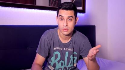 El cómico David Suárez, durante uno de sus vídeos en internet.